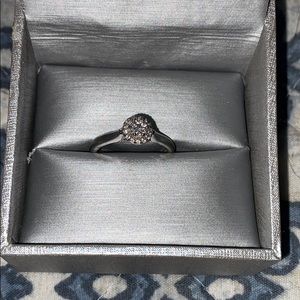 Promise or engagement ring